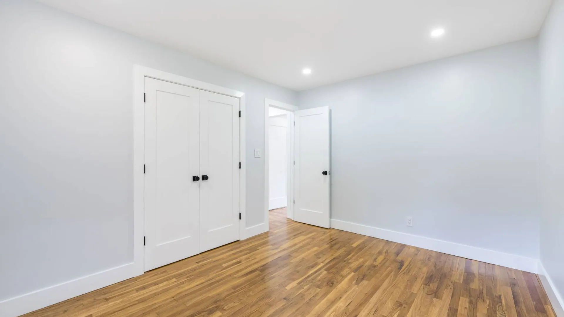 Property at 73-30 244 St, Little Neck, NY 11362 7