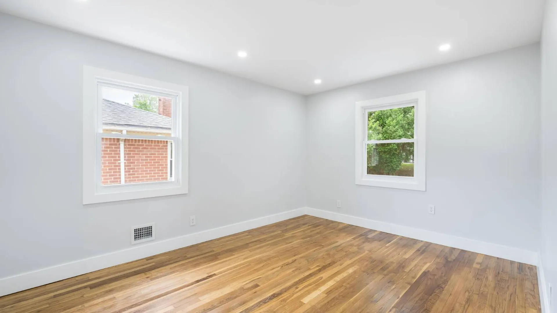 Property at 73-30 244 St, Little Neck, NY 11362 8