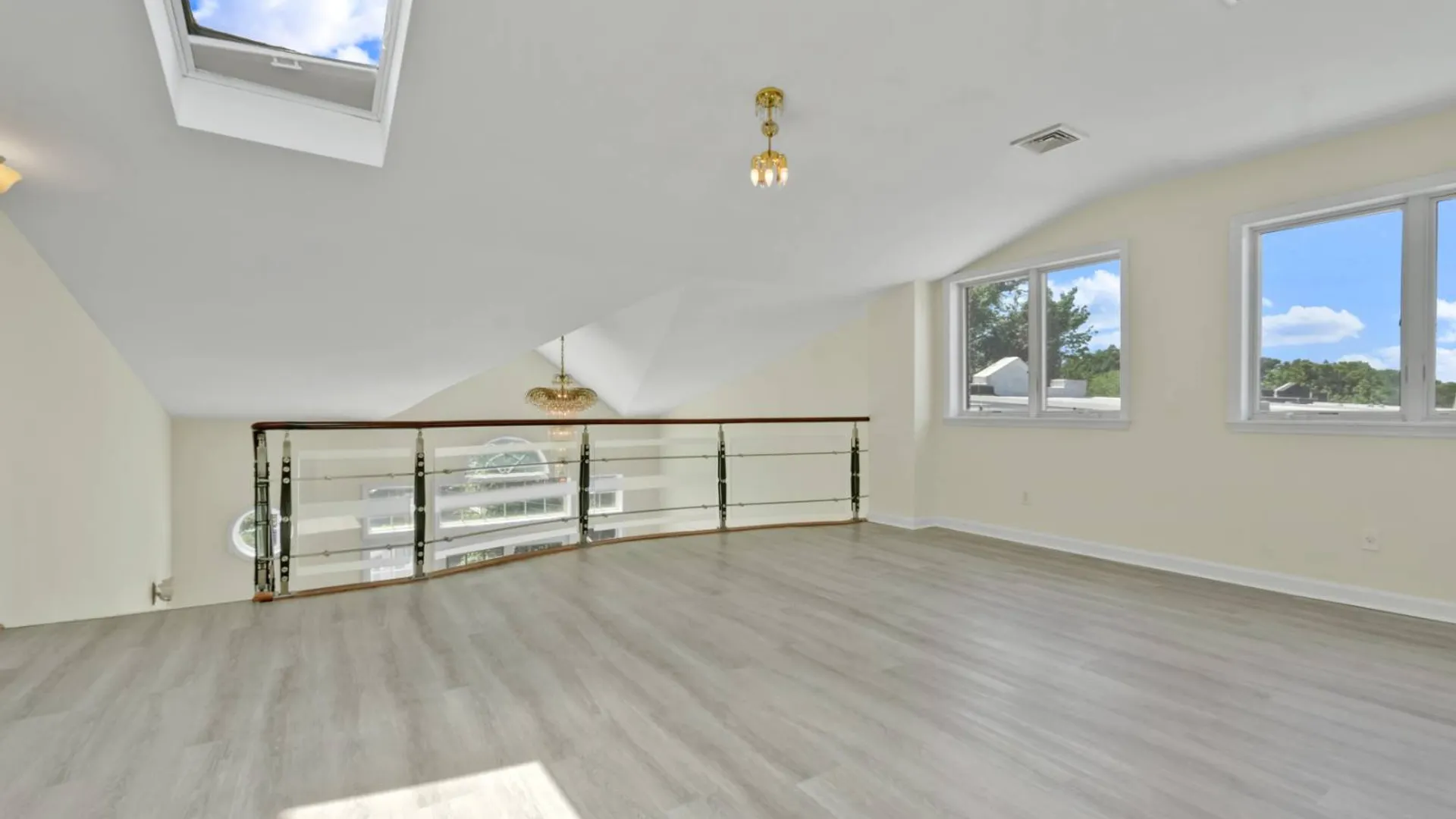 Property at 8433 60 drive, Middle Village, NY 11379 19