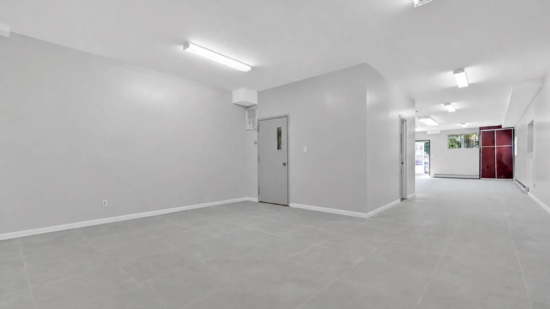Property at 8433 60 drive, Middle Village, NY 11379 25