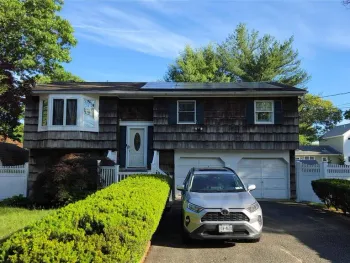 6 Smith Court, Mastic, NY 11950