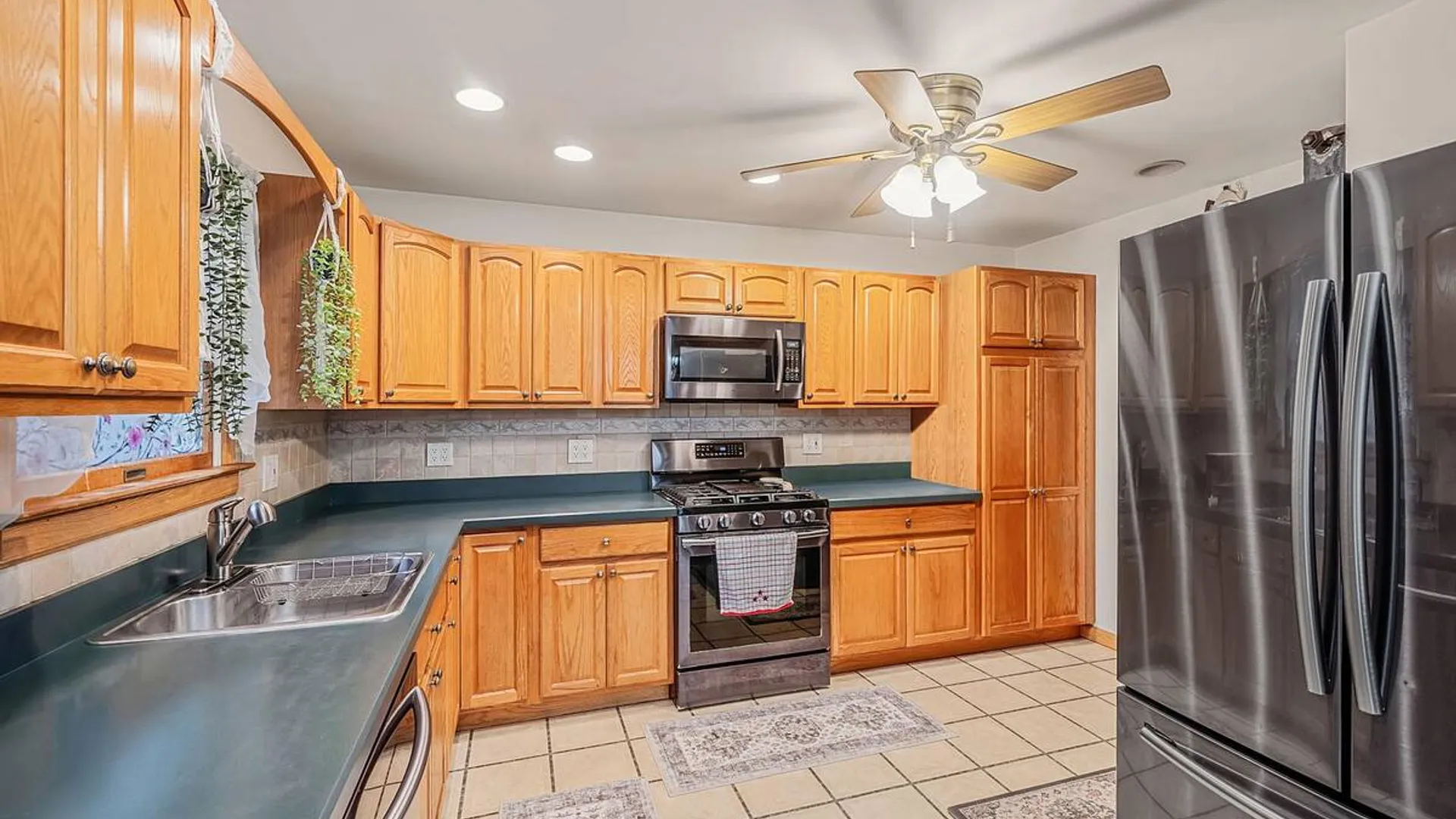 Property at 6 Smith Court, Mastic, NY 11950 18