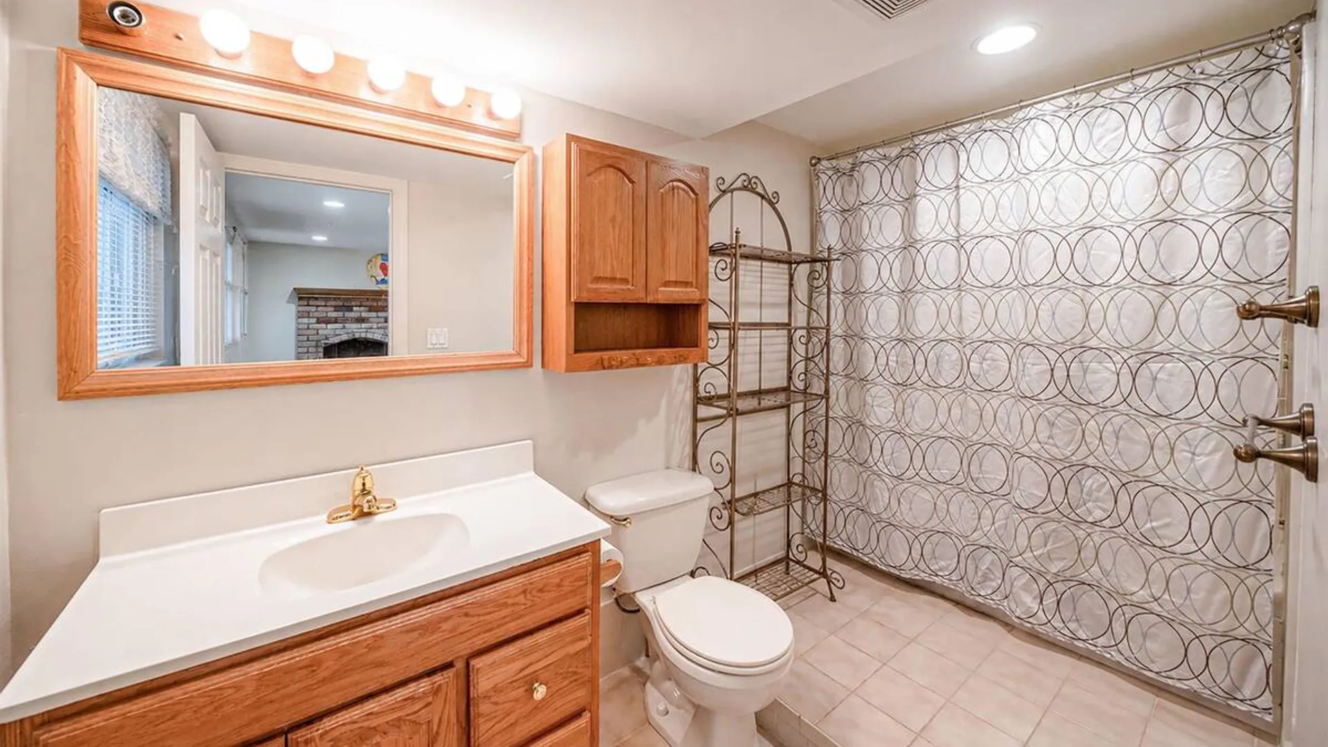 Property at 6 Smith Court, Mastic, NY 11950 29