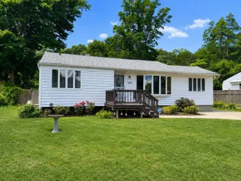 Property at 1612 N Gardiner Dr, Bay Shore, NY 11706