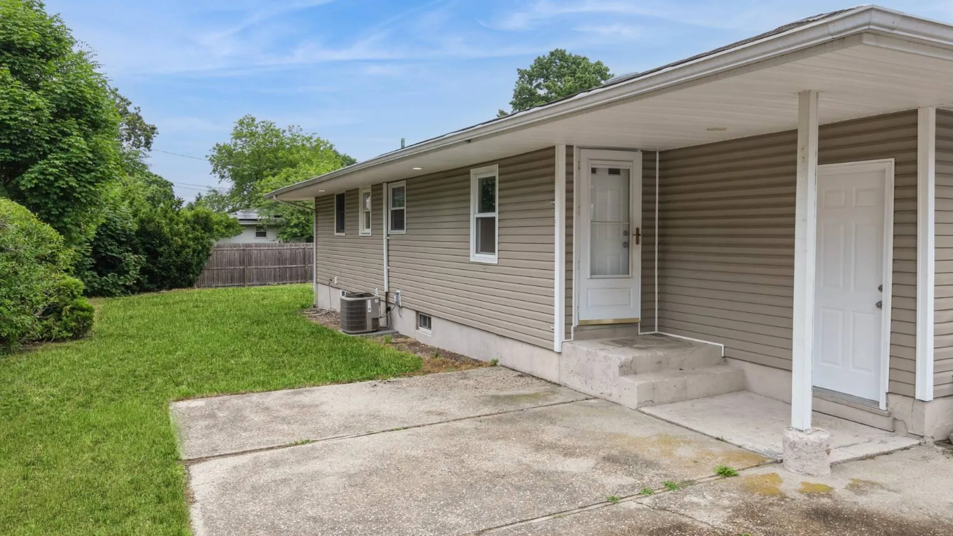 Property at 182 Smithtown Polk Boulevard, Centereach, NY 11720 29