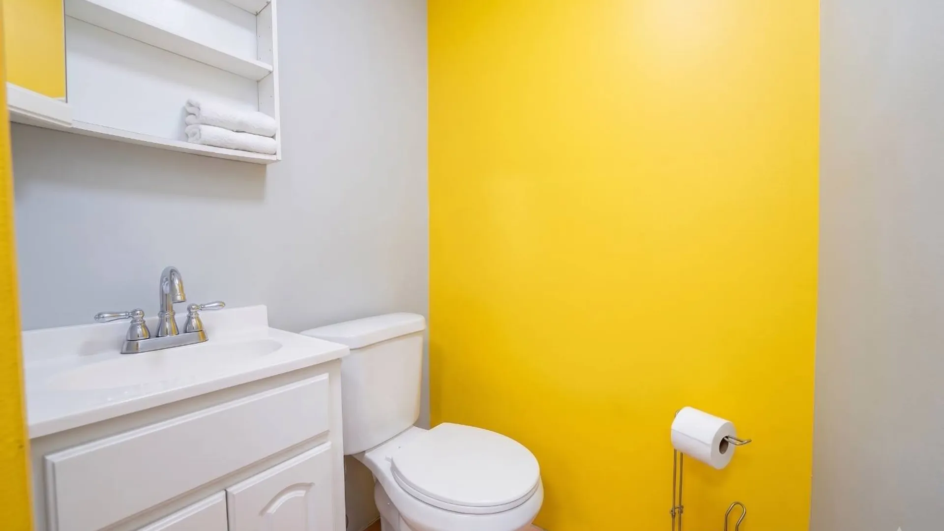 Property at 5807 Metropolitan Avenue, Ridgewood, NY 11385 5