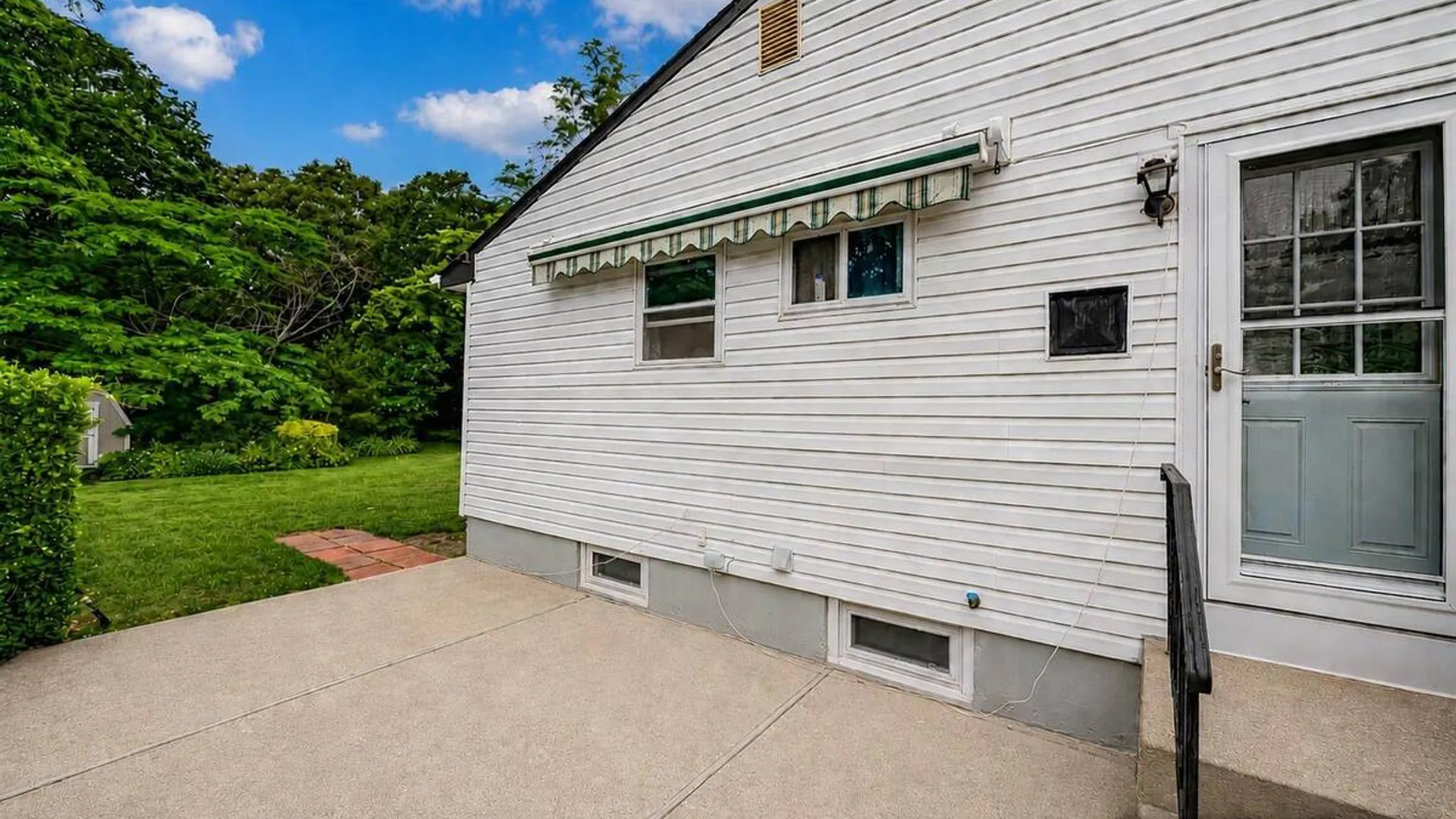Property at 1614 N Gardiner Drive, Bay Shore, NY 11706 6