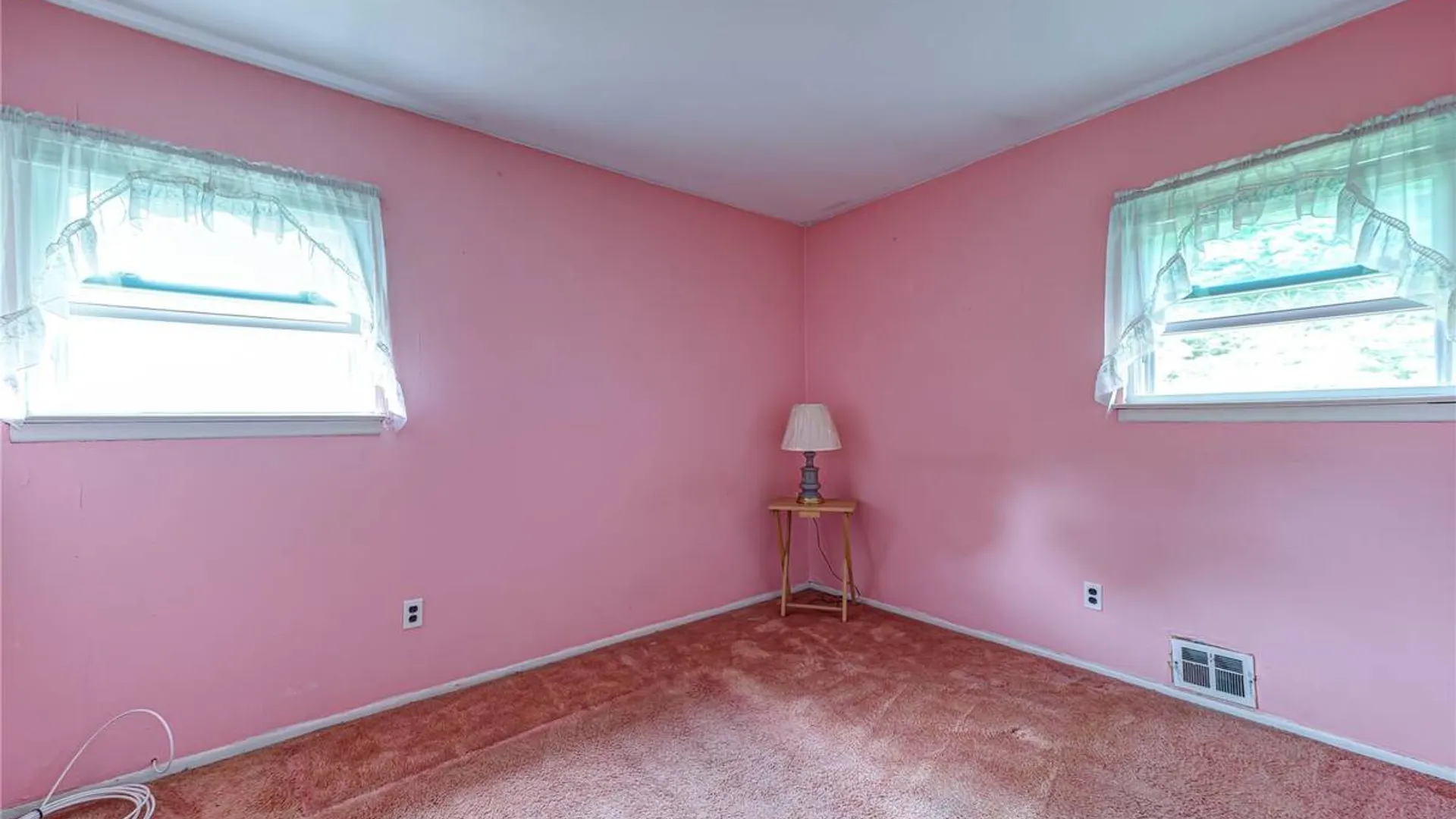 Property at 1614 N Gardiner Drive, Bay Shore, NY 11706 18