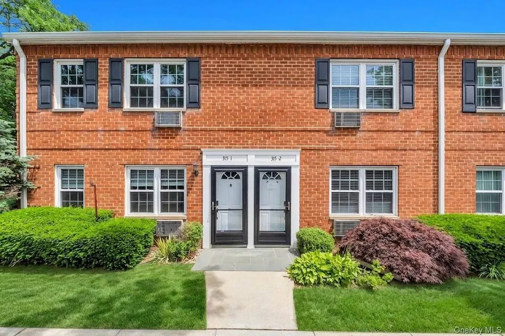 Property at 315 Hicksville Road, Bethpage, NY 11714