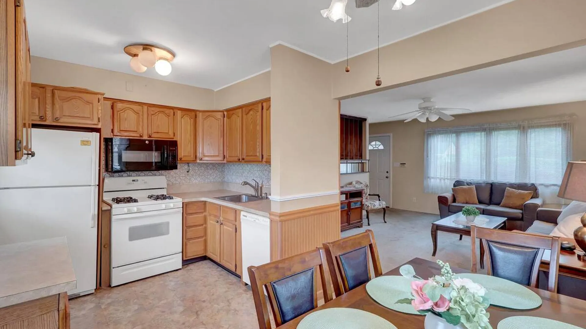 Property at 69 Greenwood Drive, North Babylon, NY 11703 7