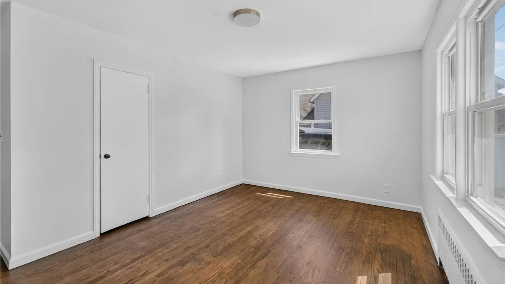 Property at 5 E 4th Street, Huntington Station, NY 11746 17