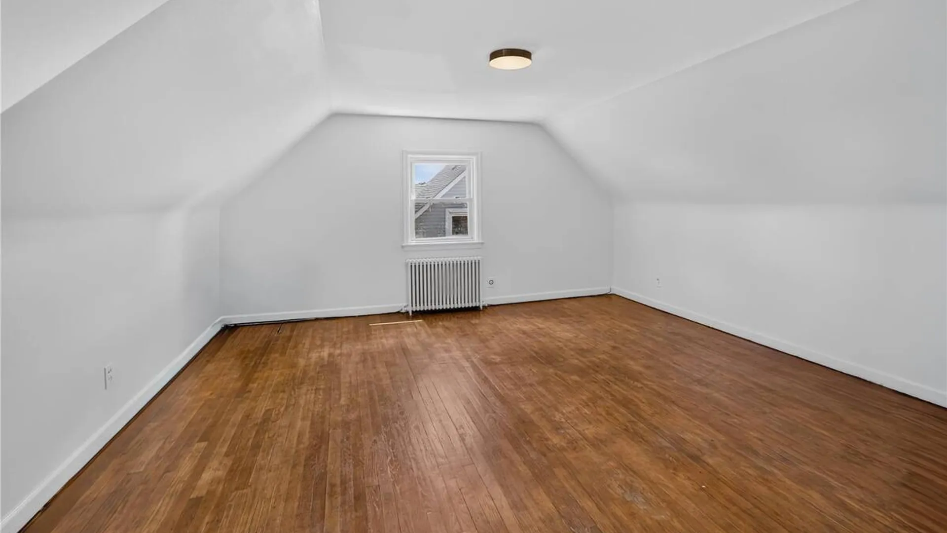 Property at 5 E 4th Street, Huntington Station, NY 11746 23
