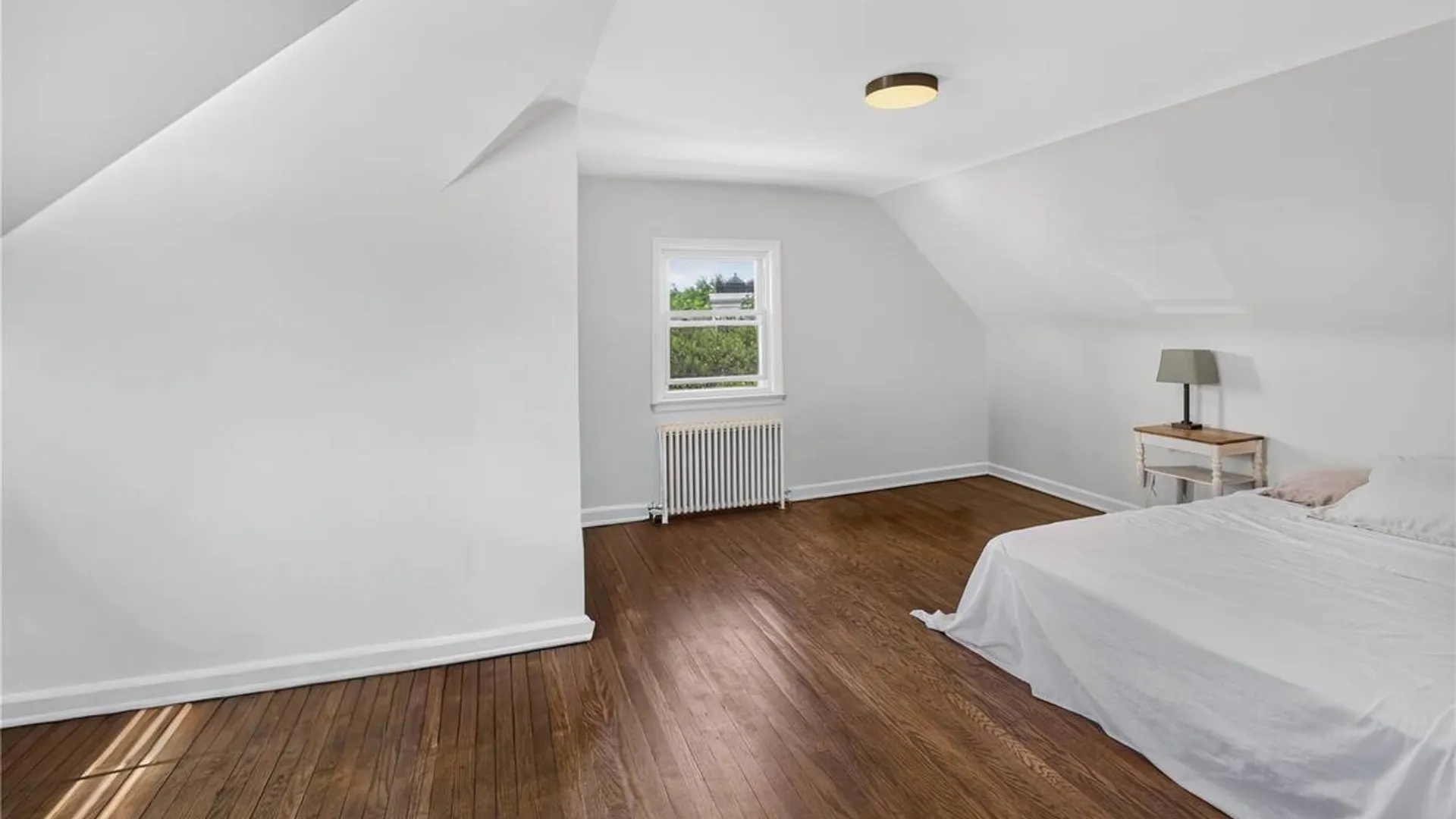 Property at 5 E 4th Street, Huntington Station, NY 11746 24
