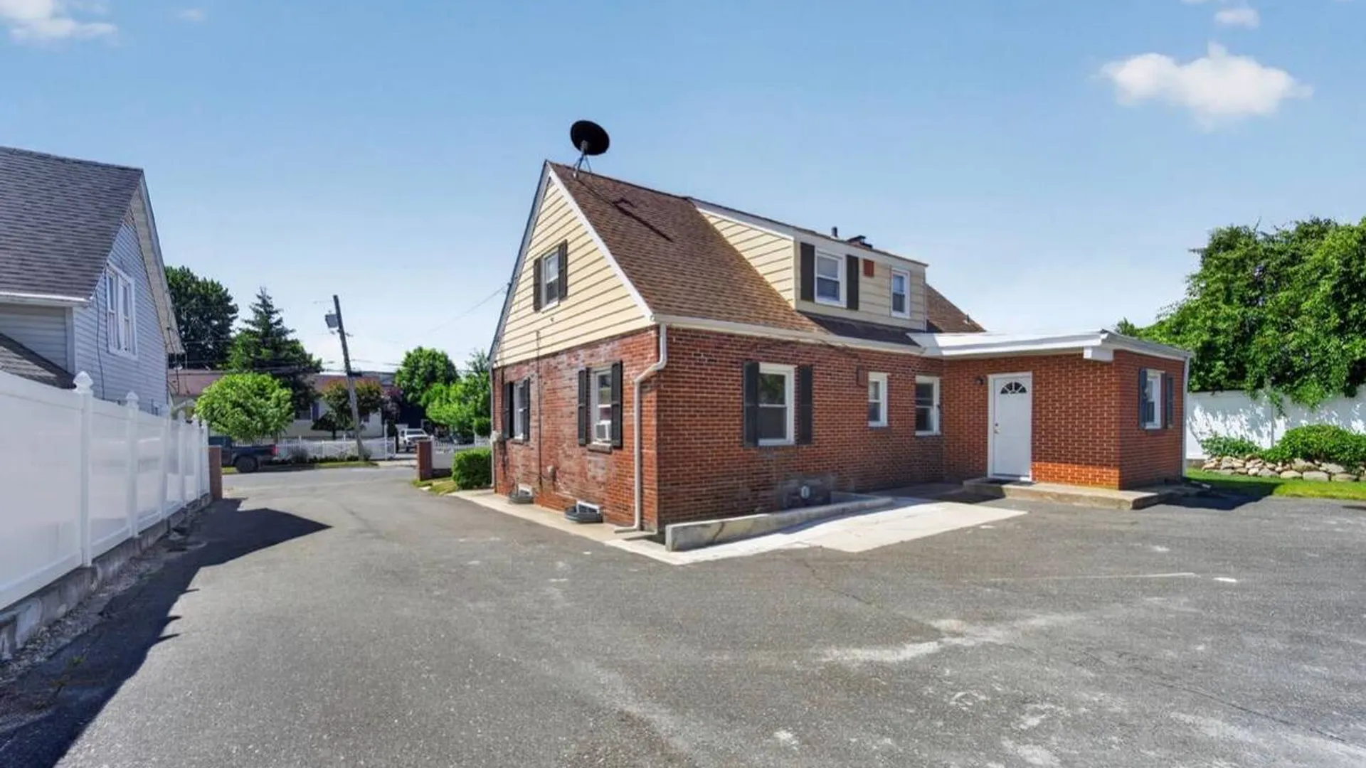 Property at 5 E 4th Street, Huntington Station, NY 11746 38