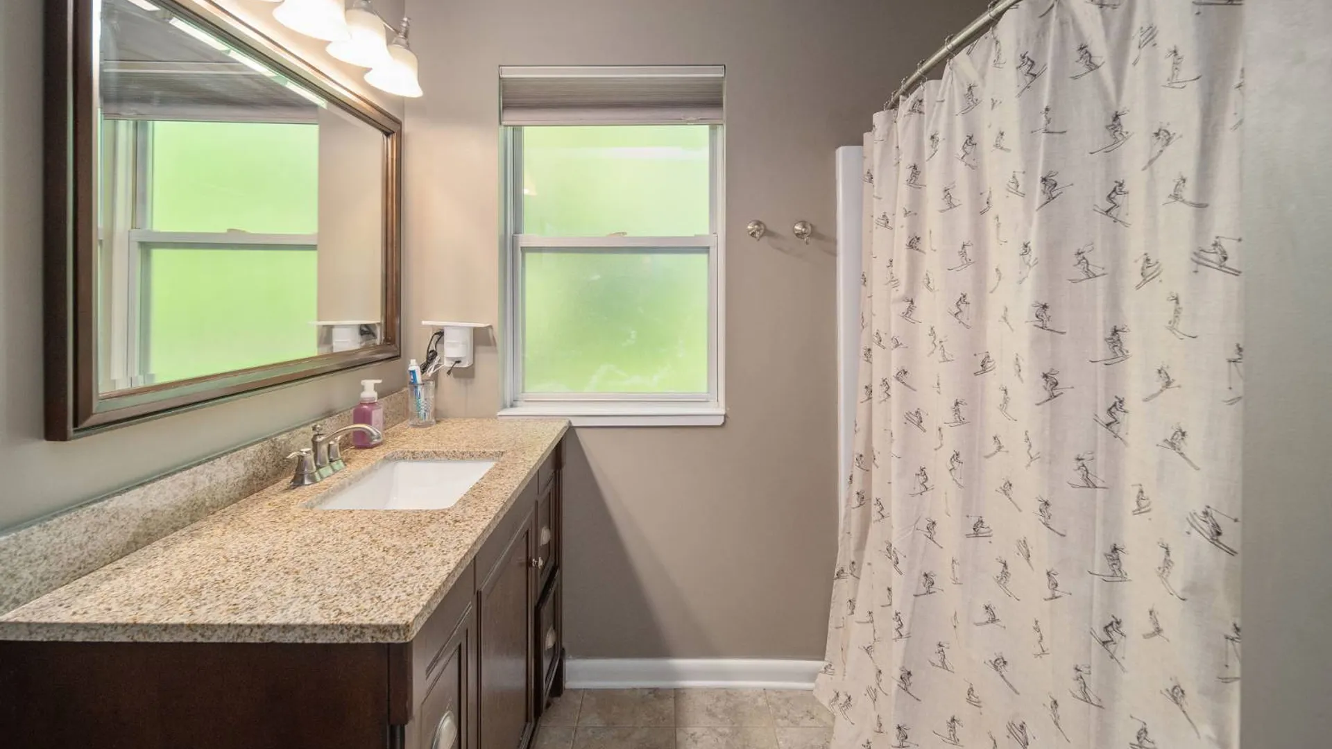 Property at 1710 Cambridge Manor Drive, Schenectady, NY 12302 19