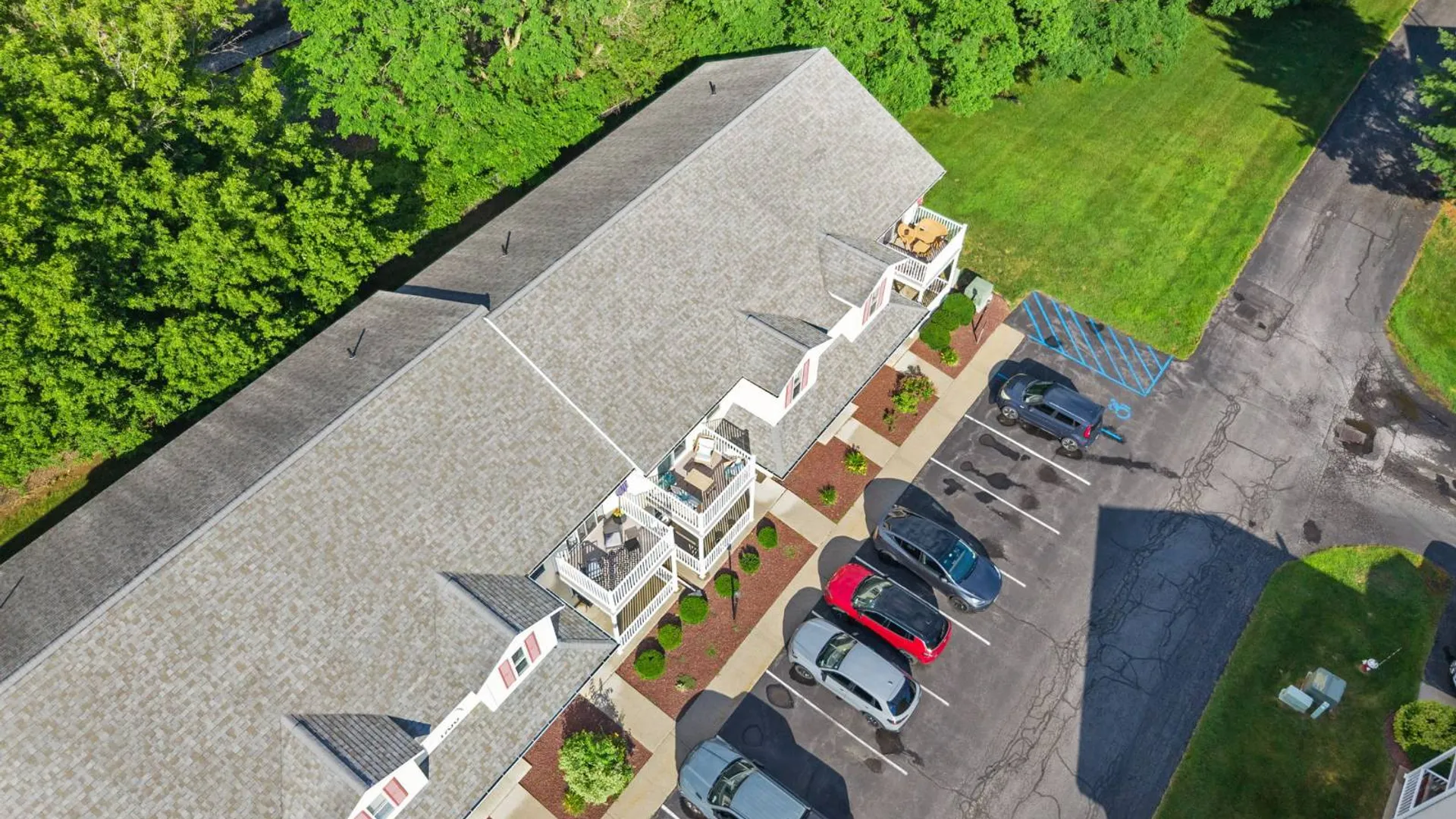 Property at 1710 Cambridge Manor Drive, Schenectady, NY 12302 27