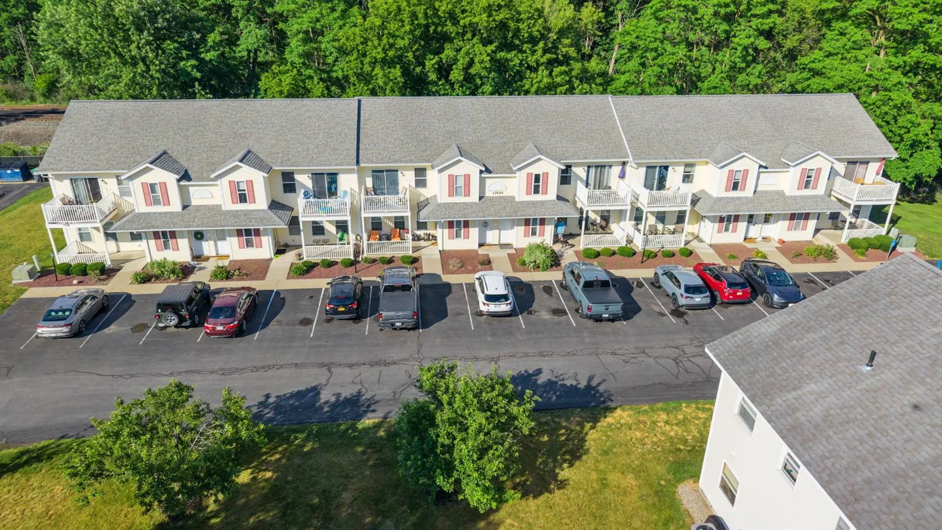 Property at 1710 Cambridge Manor Drive, Schenectady, NY 12302 32
