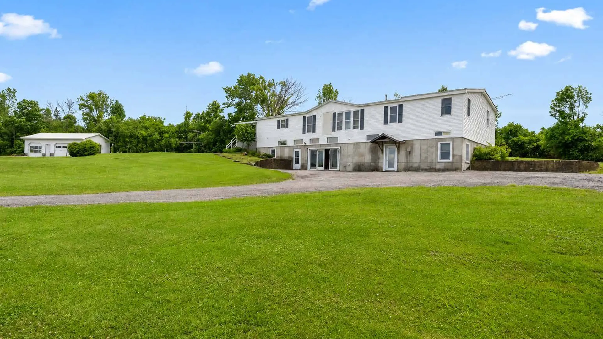 Property at 204 Devenpeck Rd, Sprakers, NY 12166 5