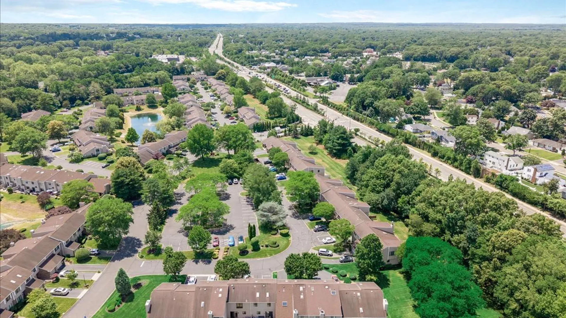 Property at 181 North Lane, Smithtown, NY 11787 34