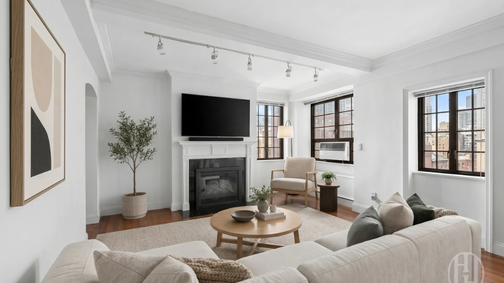 Property at 211 East 35th Street, New York, NY 10016 10