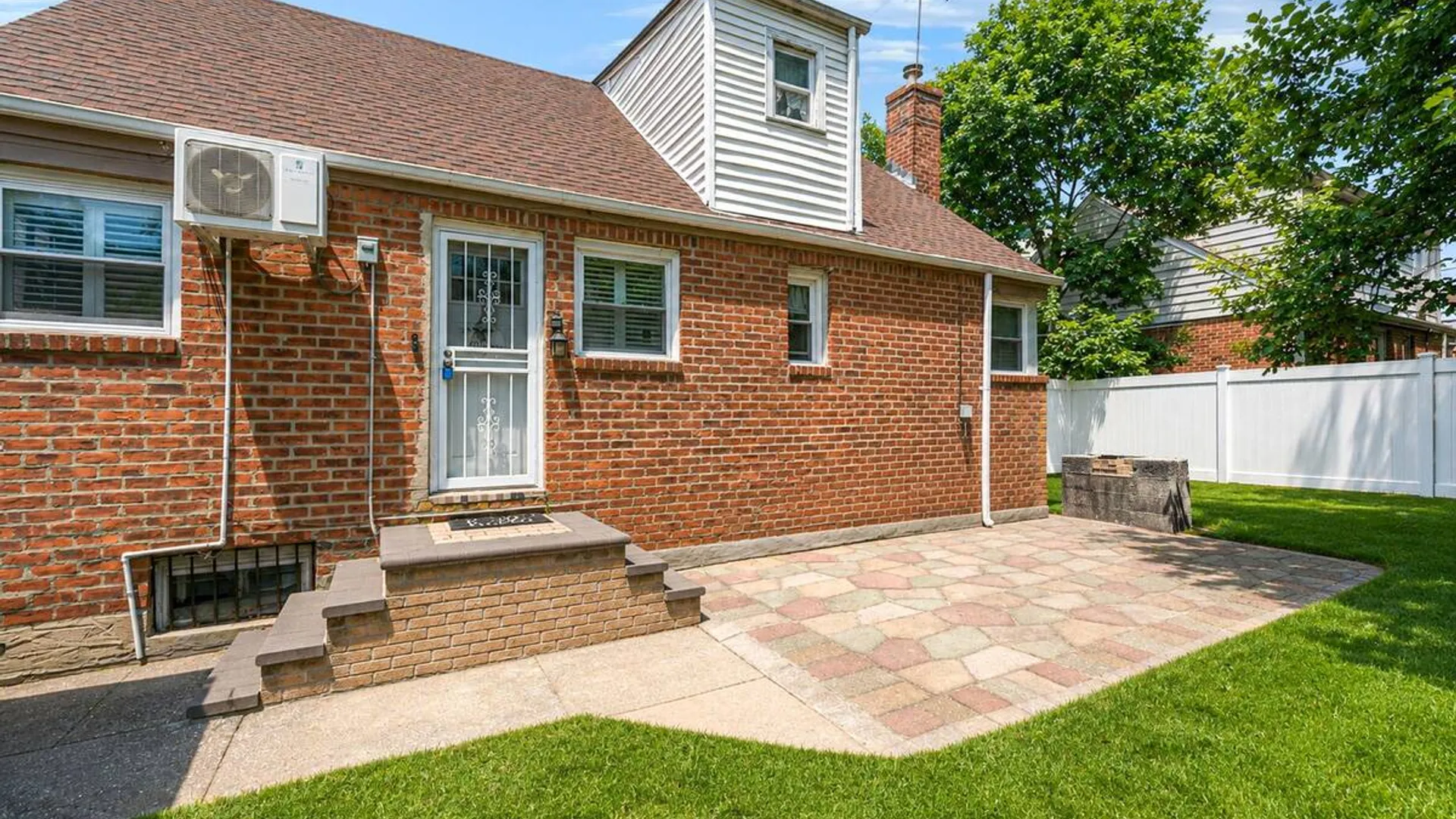 Property at 12123 238th Street, Rosedale, NY 11422 6
