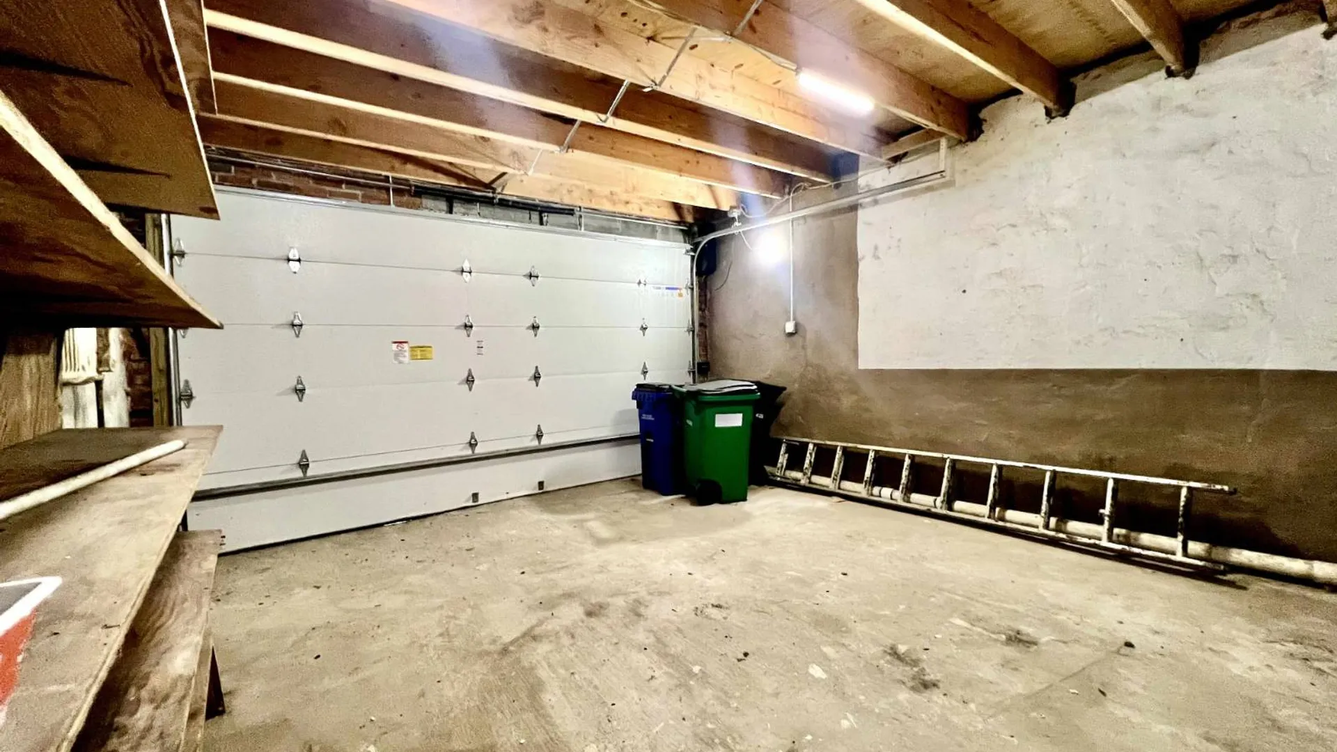 Property at 3628 bronxwood ave, bronx, NY 10469 6
