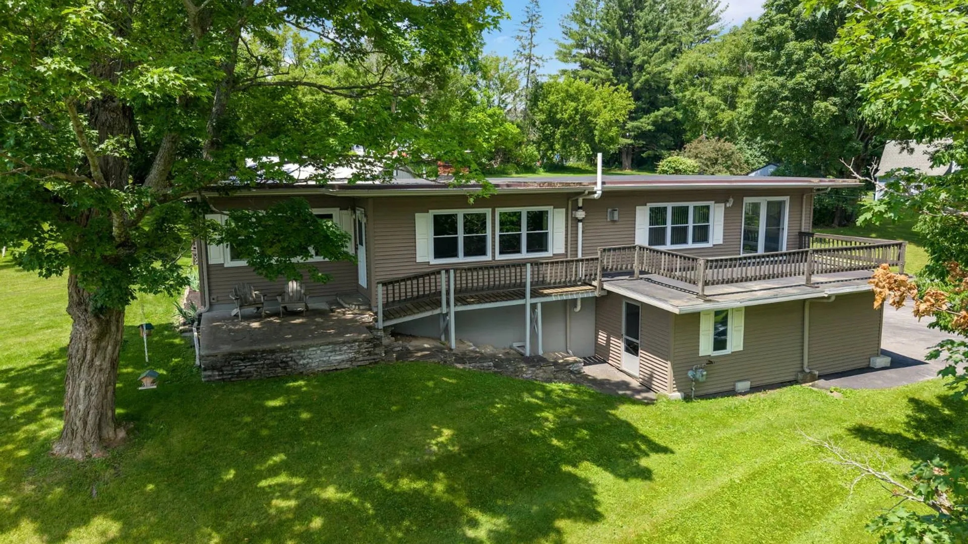 Property at 28 Lakeview Avenue, Richfield Springs, NY 13439 2