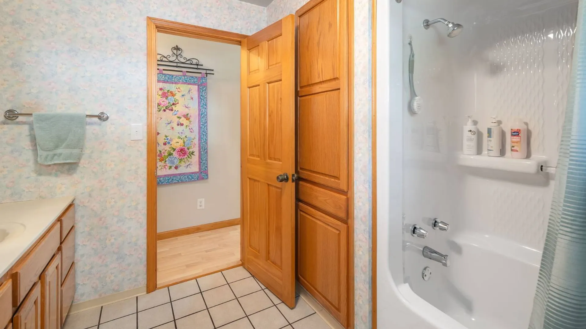Property at 28 Lakeview Avenue, Richfield Springs, NY 13439 28