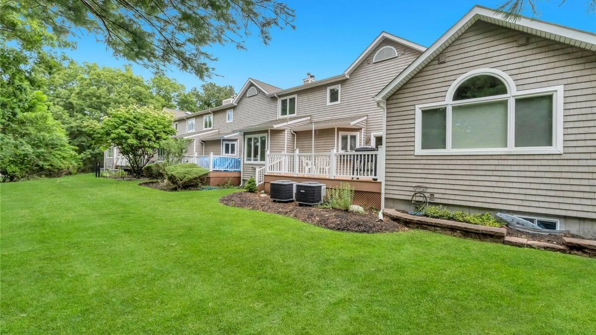 Property at 22 Kettle Hole Road, Manorville, NY 11949 33