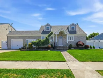 Property at 35 3rd Avenue, Massapequa Park, NY 11762