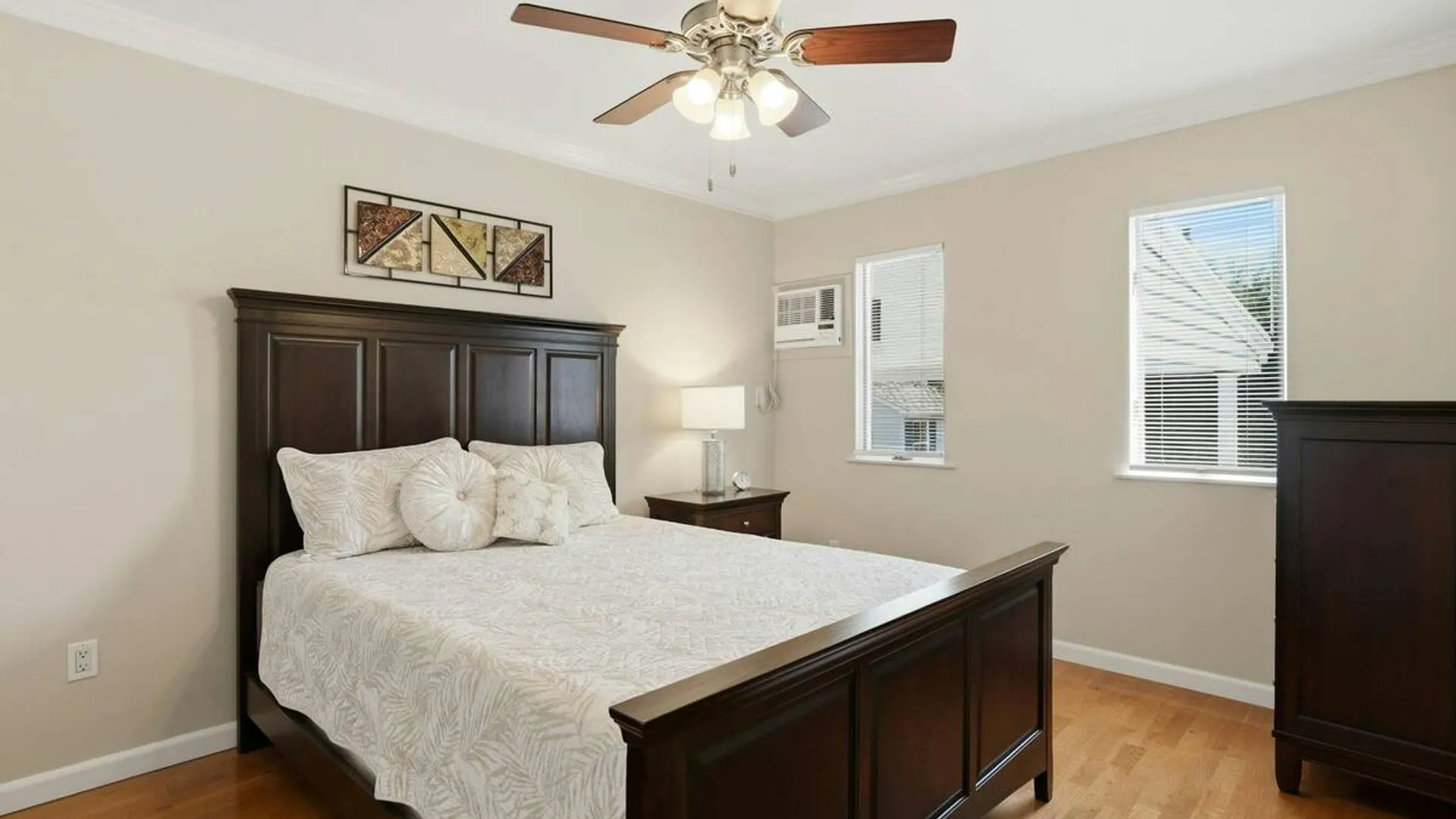 Property at 35 3rd Avenue, Massapequa Park, NY 11762 14