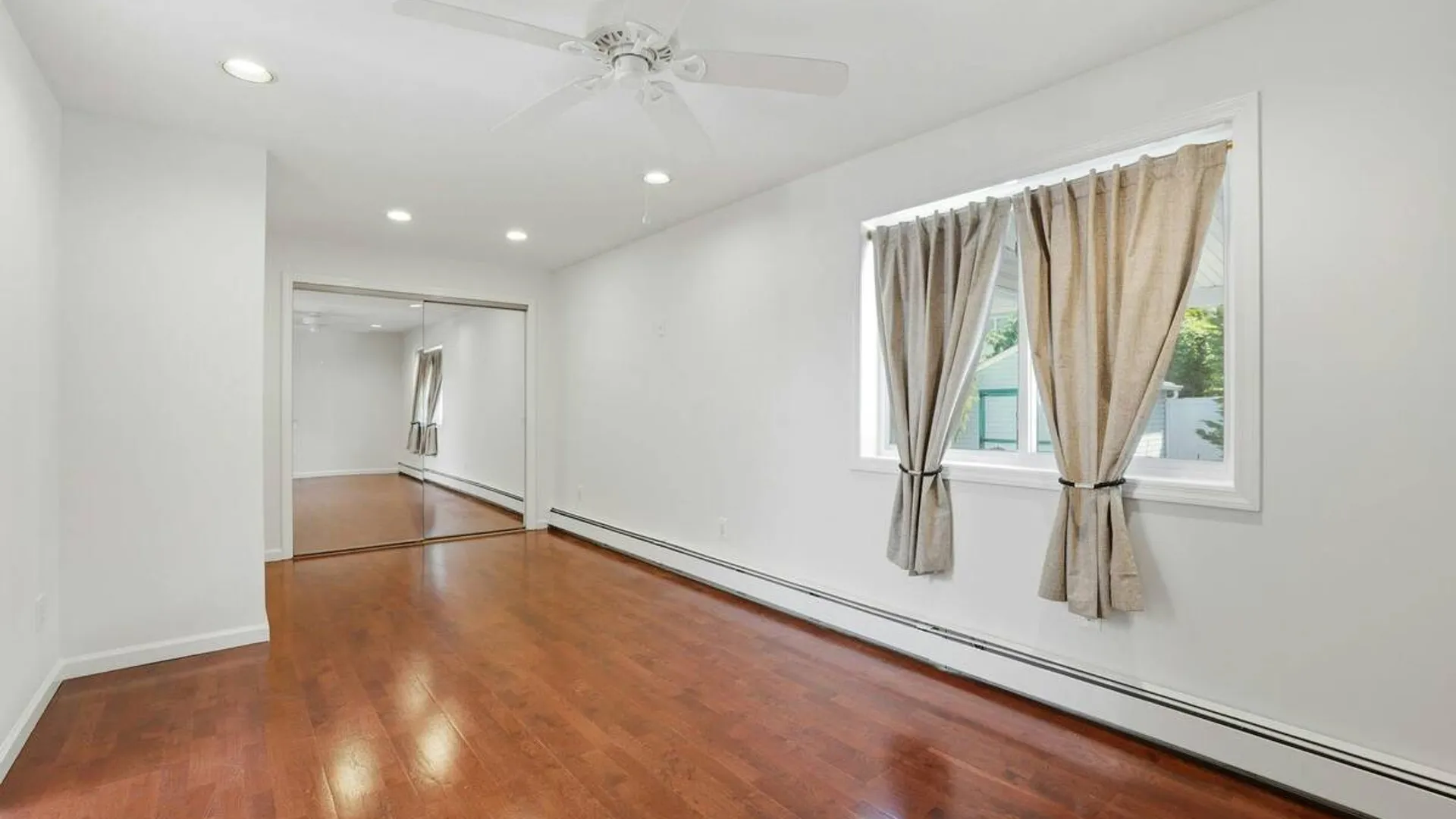 Property at 35 3rd Avenue, Massapequa Park, NY 11762 18