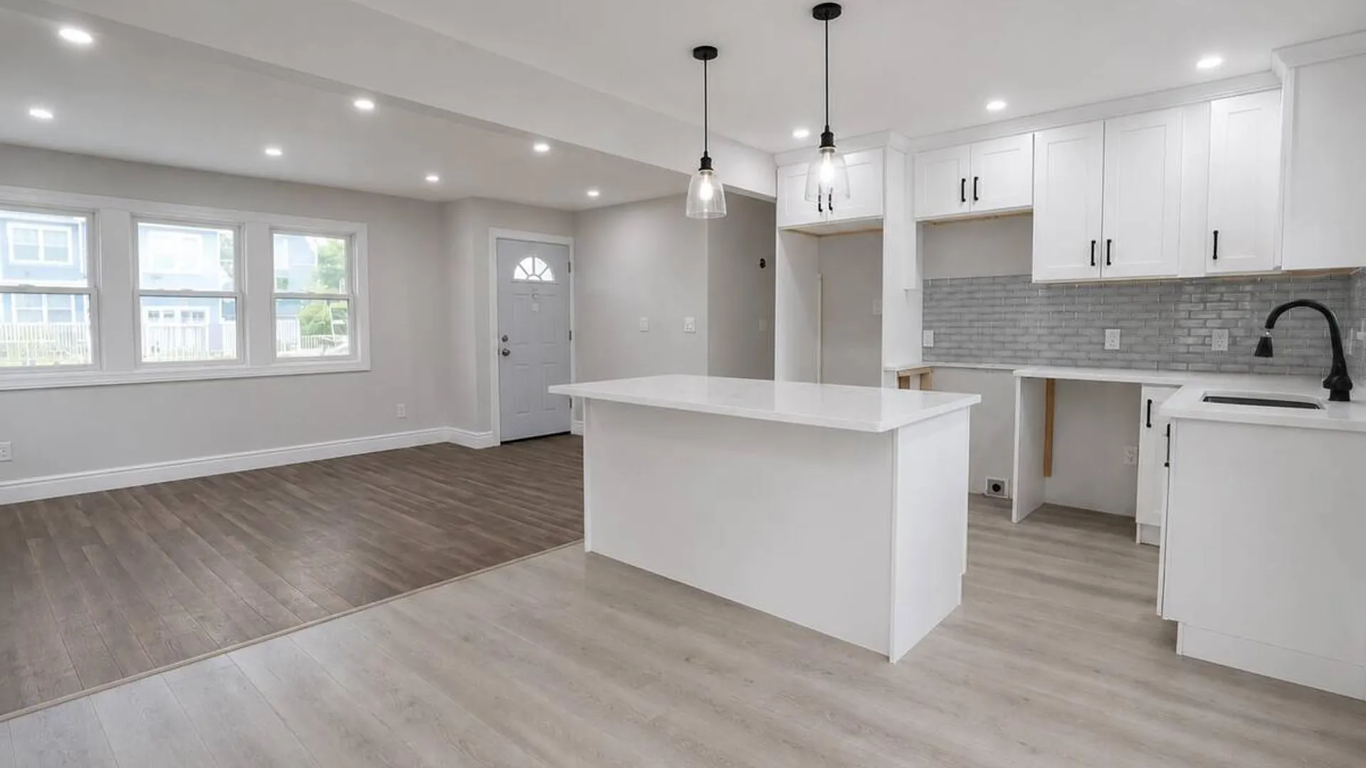 Property at 9 Emerald Lane S, Amityville, NY 11701 7