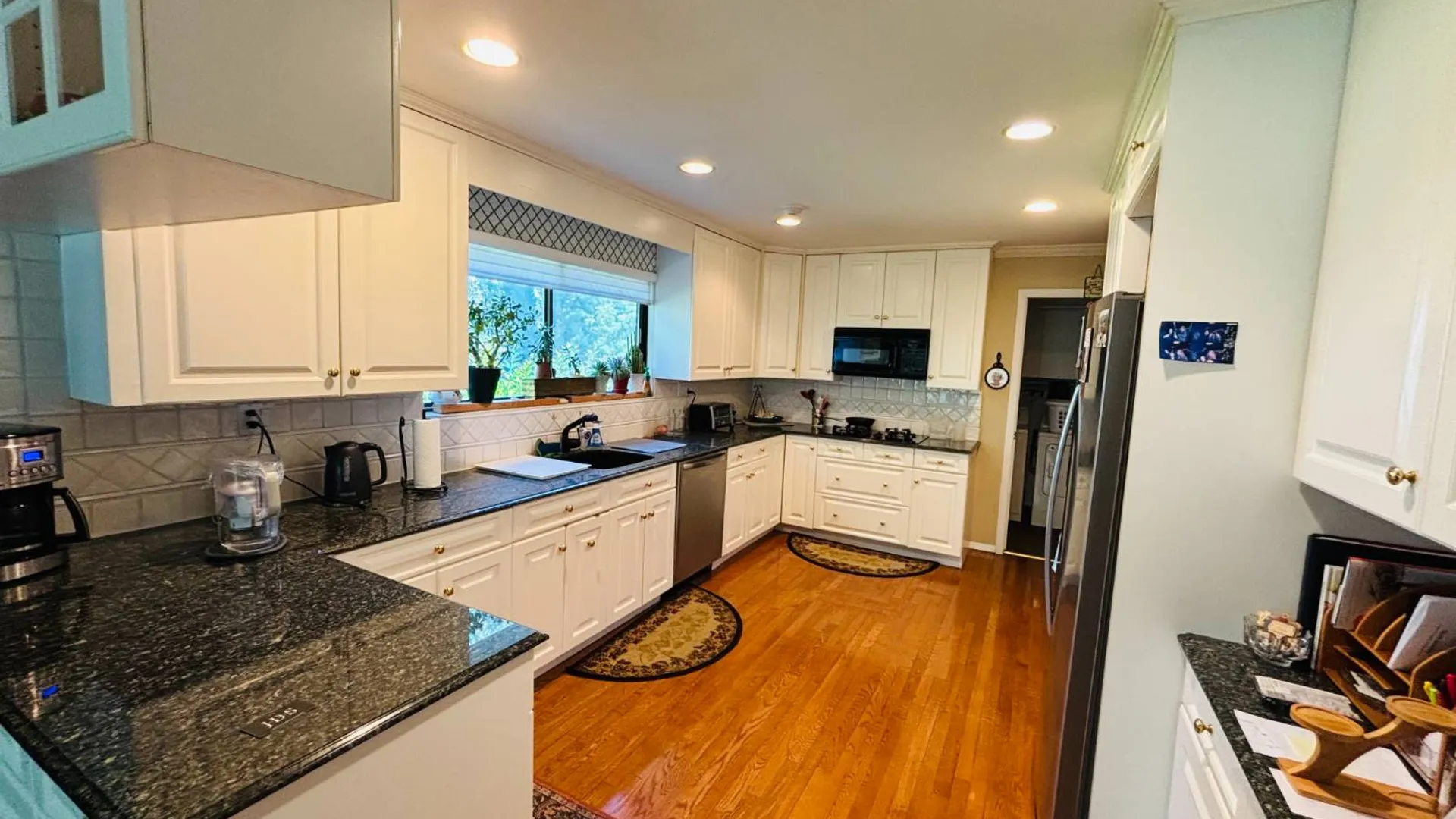 Property at 88 The Glen, Glen Head, NY 11545 4
