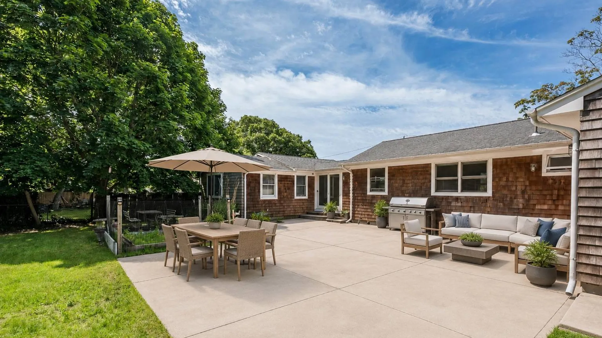Property at 27 WEST SIDE AVE, East Quogue, NY 11942 16