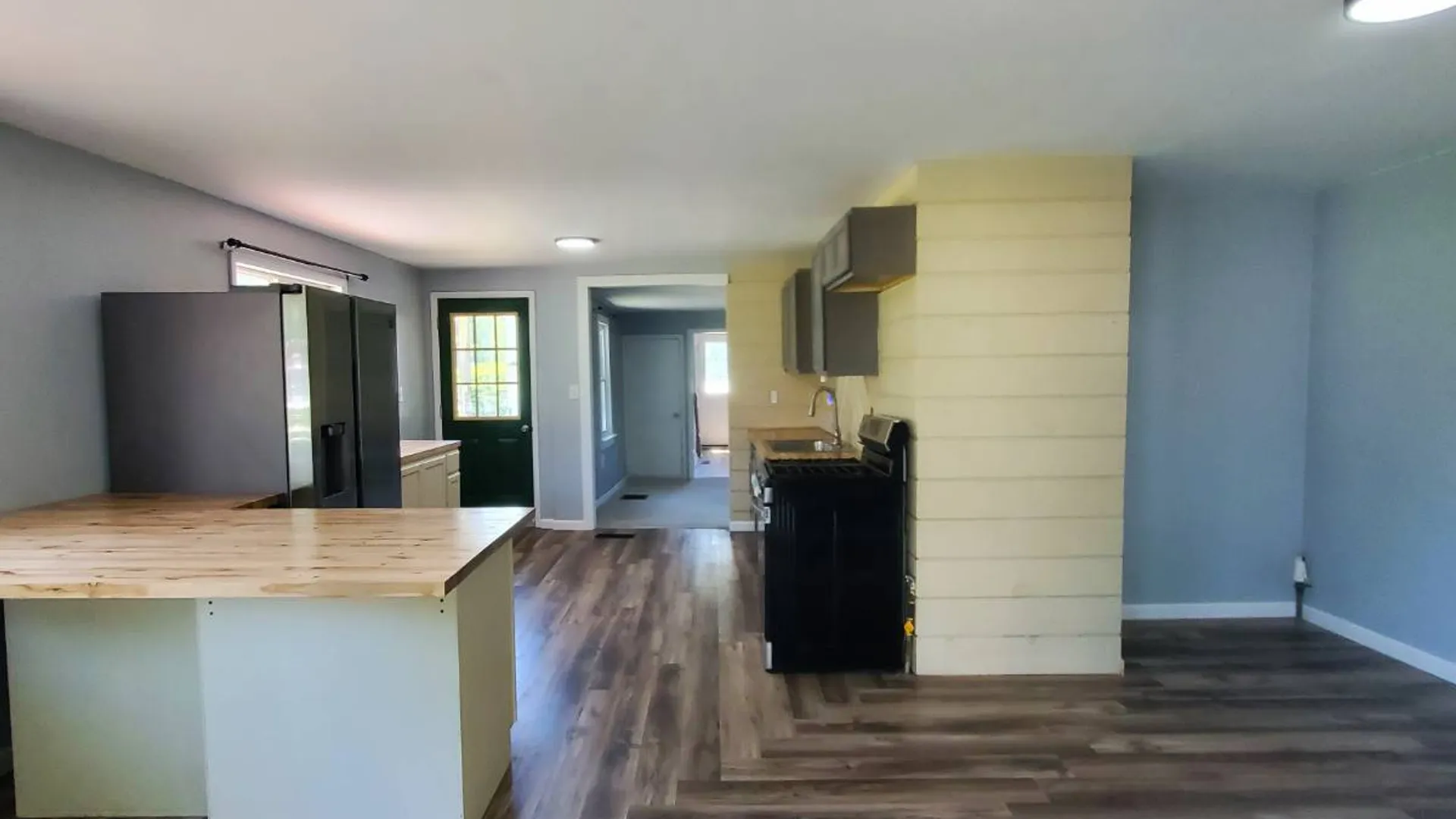 Property at 61 Burrstone Rd, New York Mills, NY 13417 3