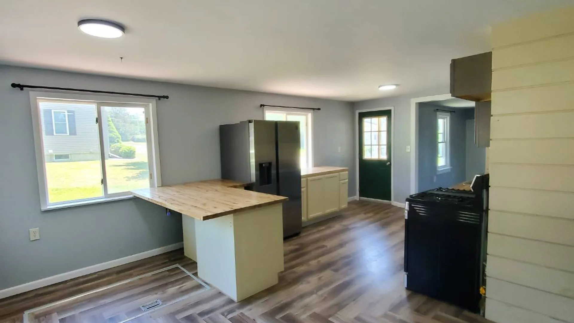 Property at 61 Burrstone Rd, New York Mills, NY 13417 4
