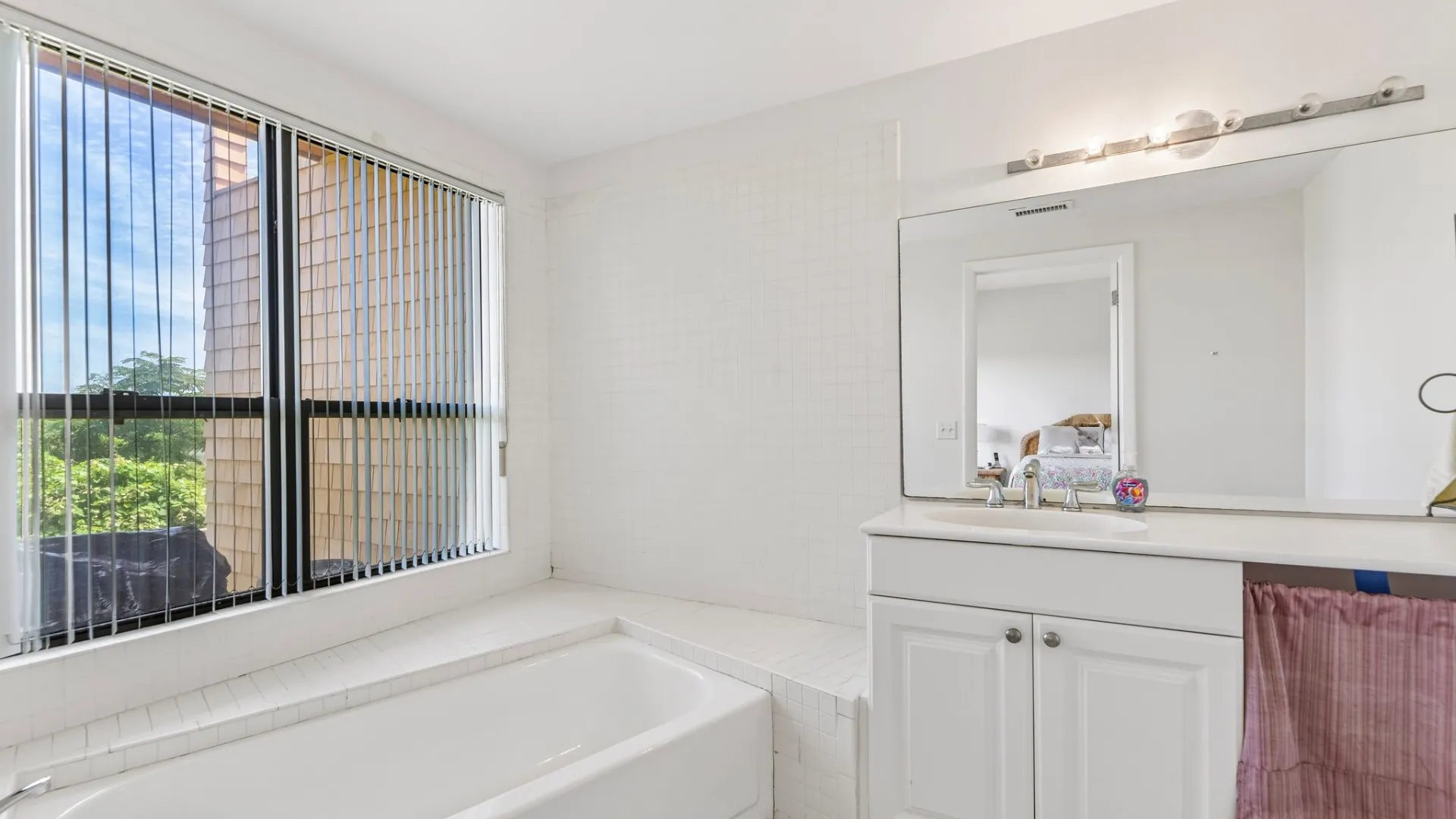 Property at 21 S FULTON ST #5, Montauk, NY 11954 9