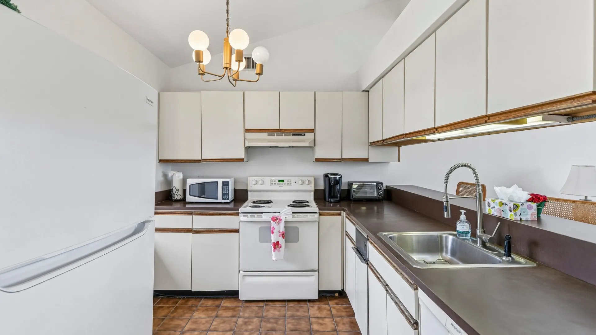 Property at 21 S FULTON ST #5, Montauk, NY 11954 14