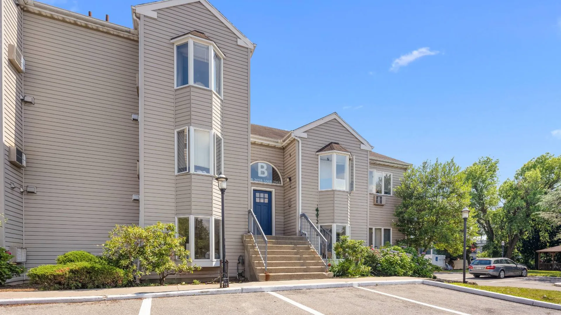Property at 152 Tier Street, Bronx, NY 10464 9