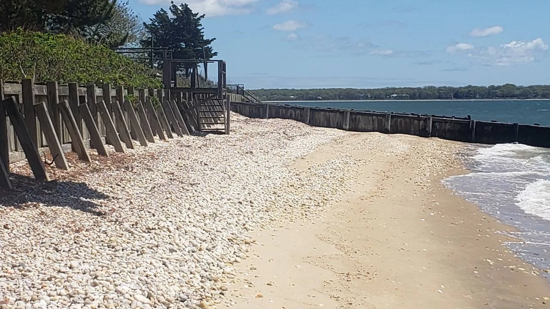 Property at 100 Peconic Ave, Shelter Island, NY 11964 8