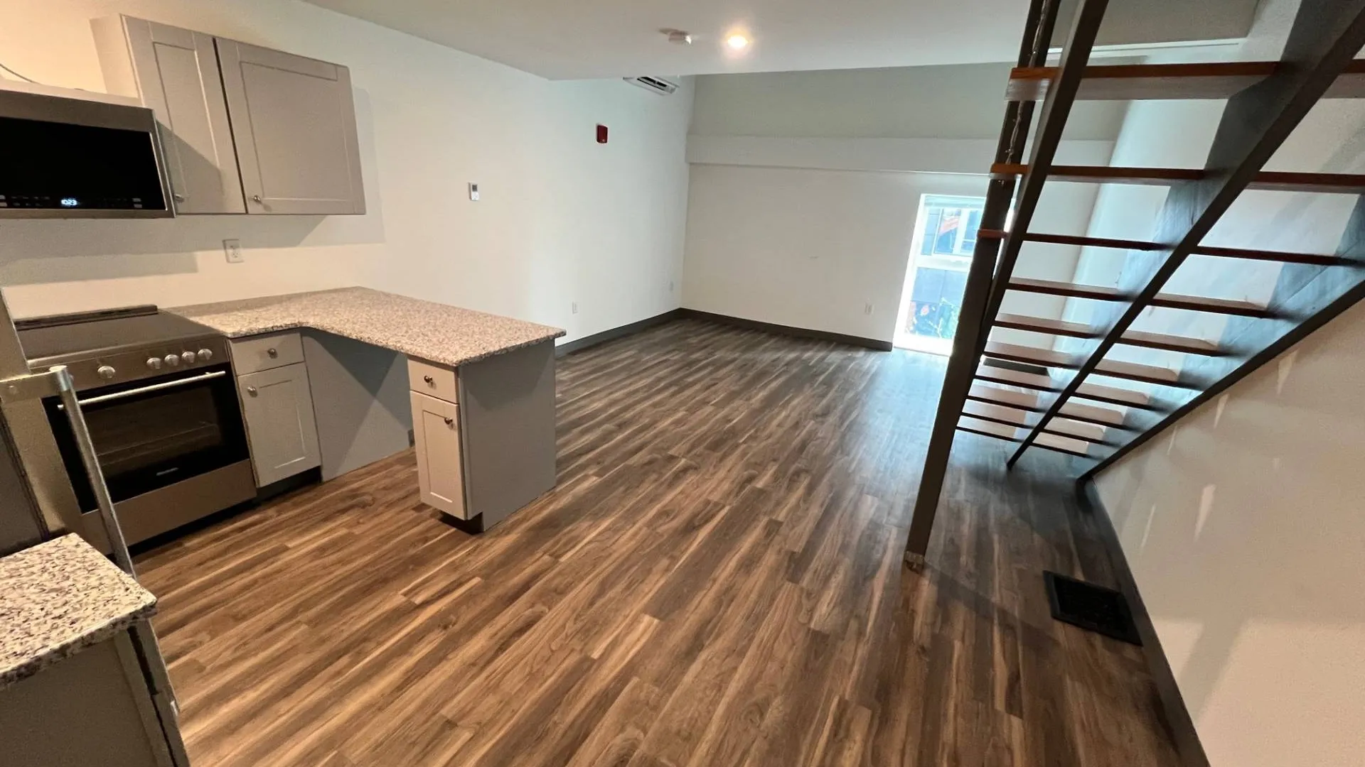 Property at 480 South Salina Street, Syracuse, NY 13202 4