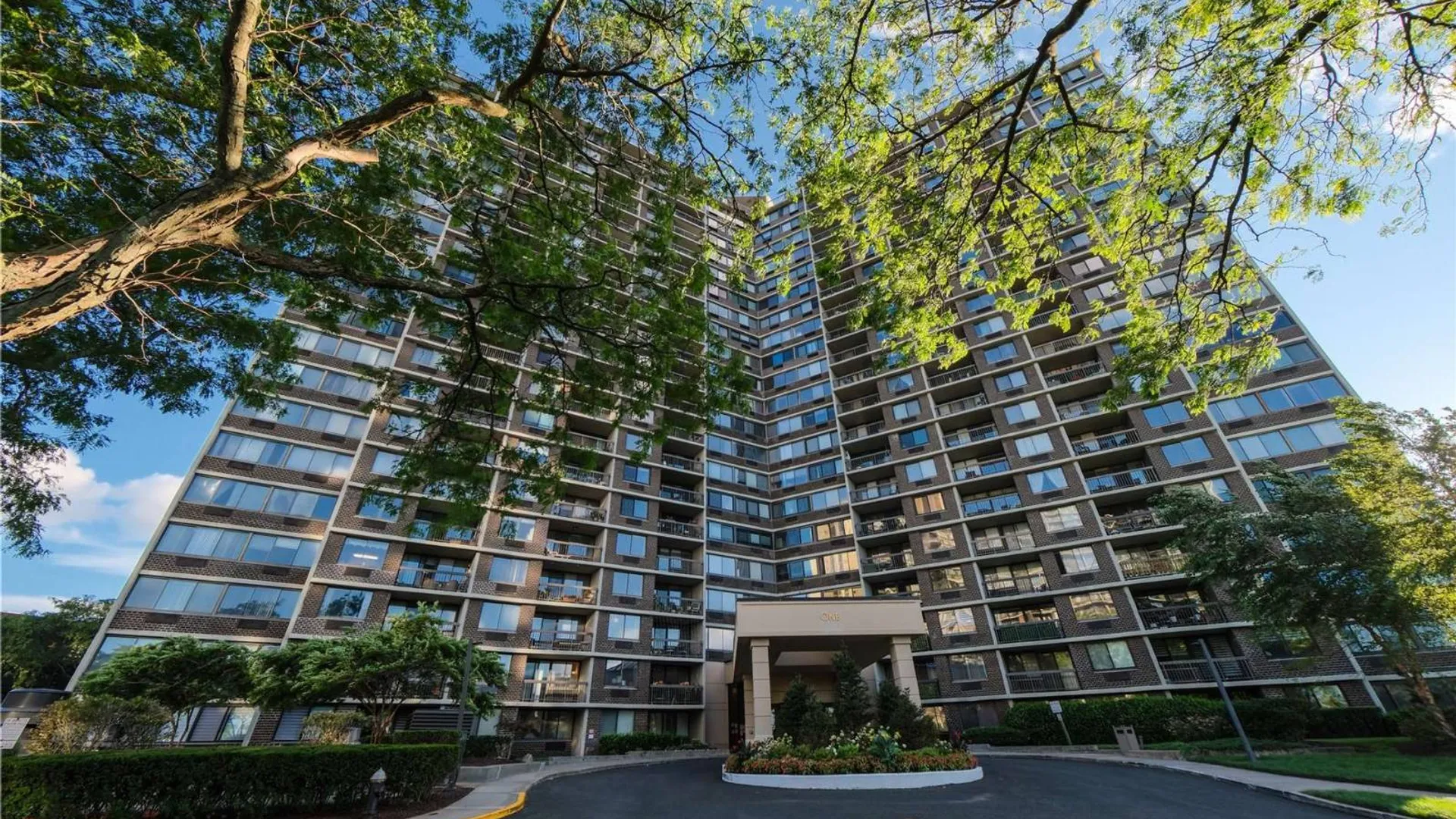 Property at 2 Bay Club Dr, Bayside, NY 11360 19