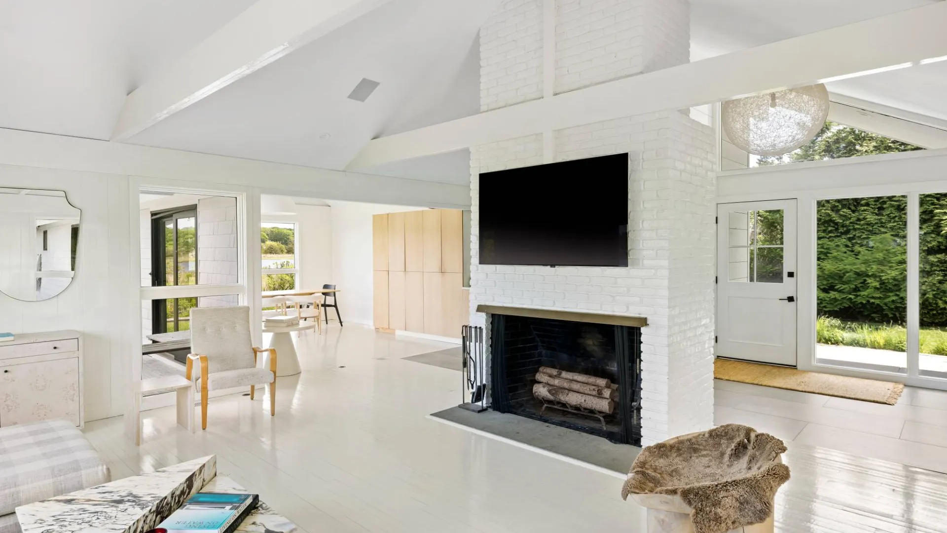 Property at 18 Island Road, East Hampton, NY 11937 11