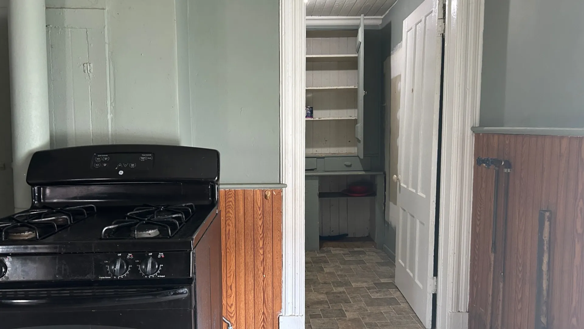 Property at 33 2nd St, Gloversville, NY 12078 29