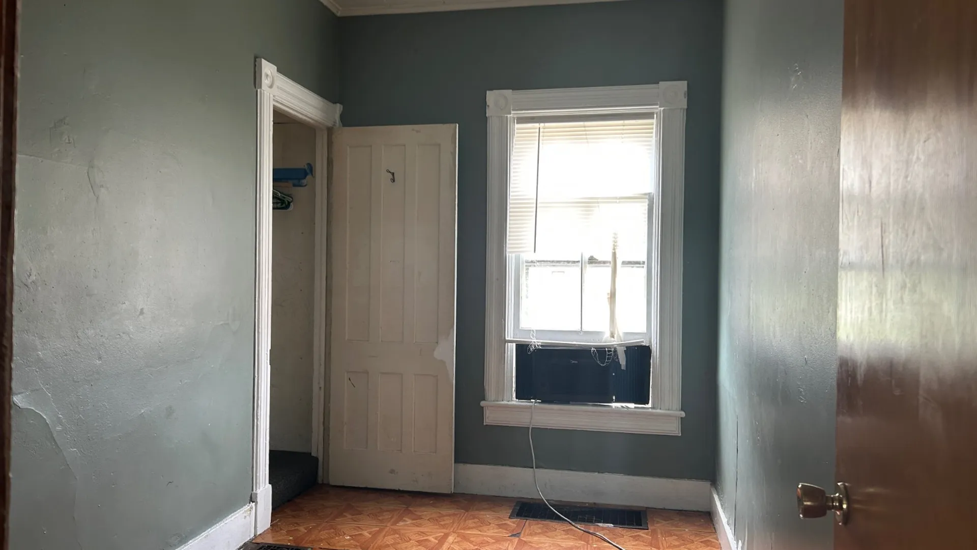 Property at 33 2nd St, Gloversville, NY 12078 23
