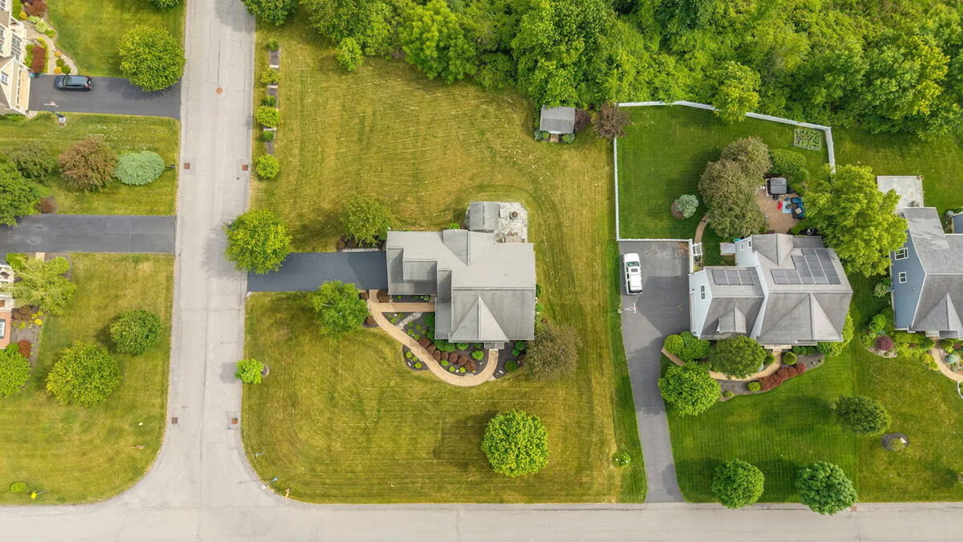 Property at 37 Farmview Lane, Halfmoon, NY 12188 80
