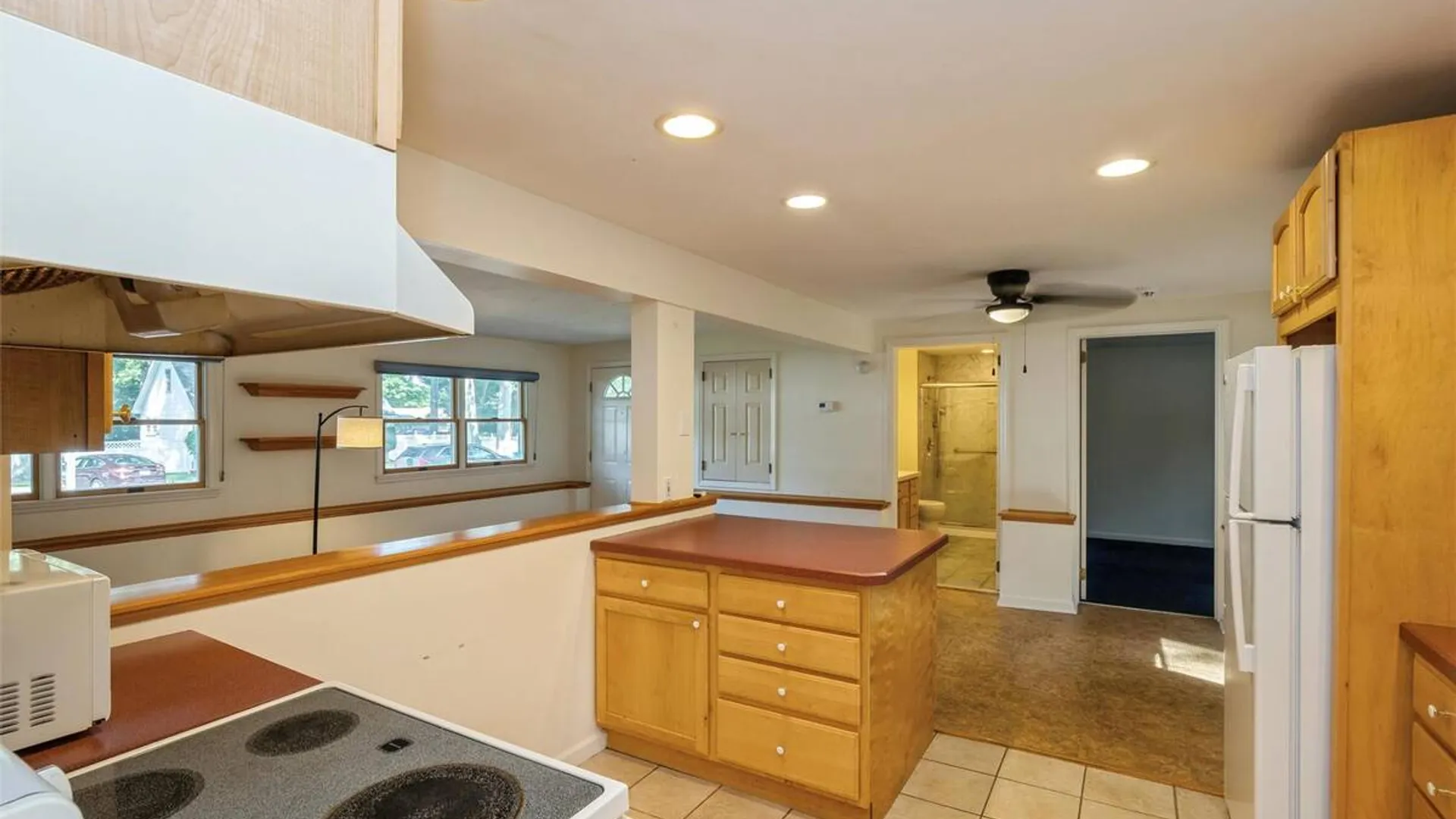 Property at 115 Clarendon Road, Ronkonkoma, NY 11779 24