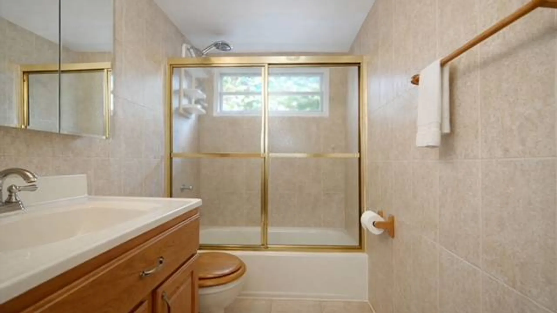 Property at 95 McArthur Avenue, Staten Island, NY 10312 26