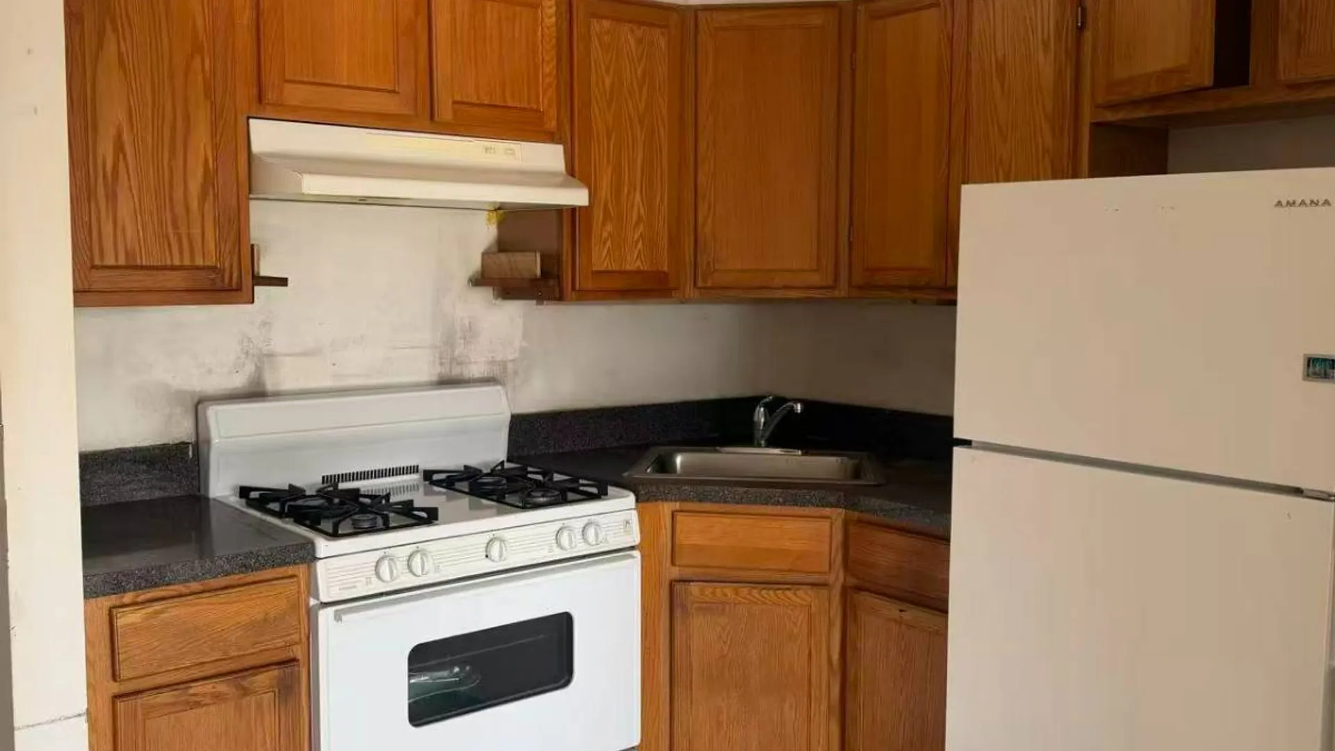 Property at 45-10 111 St, Corona, NY 11368 10